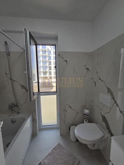 Apartament cu 3 camere decomandat, mobilat în Aradului