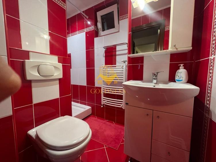 Apartament cu 4 camere semidecomandat, mobilat în Gheorgheni