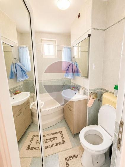 Apartament cu 2 camere semidecomandat în Griviței