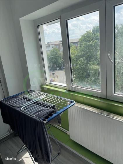 Apartament cu 2 camere decomandat în Energiei