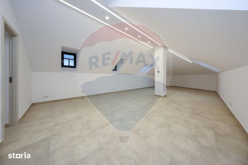 Spațiu comercial, de 260 mp, în Central