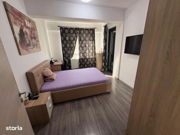 Apartament cu 3 camere în Berceni