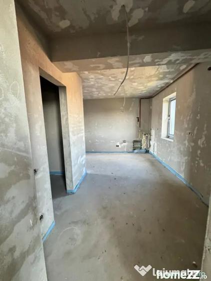 Apartament cu 2 camere decomandat în Vest