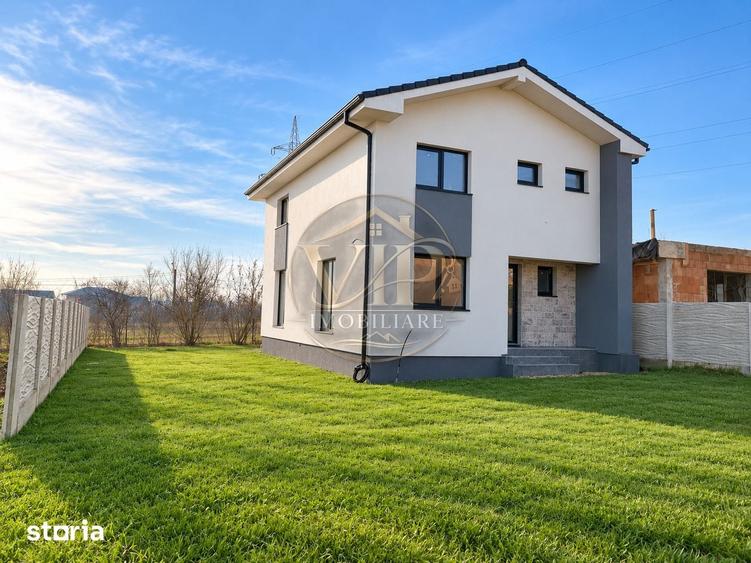 Casă cu 4 camere cu Teren 370 Mp în Cetate