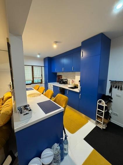 Apartament cu 4 camere semidecomandat, mobilat în Siderurgiștilor