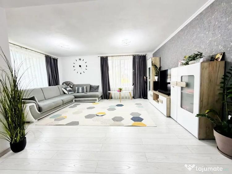 Casă cu 4 camere cu Teren 485 Mp în Ștefănești