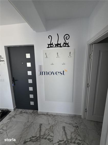 Apartament cu 3 camere semidecomandat în Micro 16