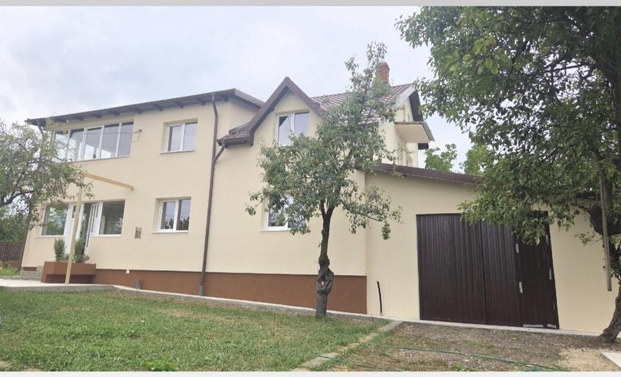 Casă cu 4 camere în Smeura