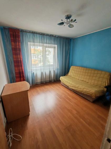 Apartament cu 2 camere decomandat în Exterior Vest