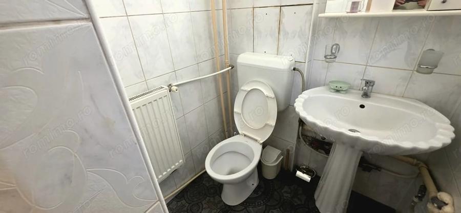 Apartament 3 camere de vanzare Cranga?i 75 mp bloc 1982 - 12