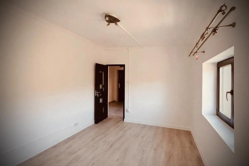 Apartament cu 2 camere decomandat în Ghioroc