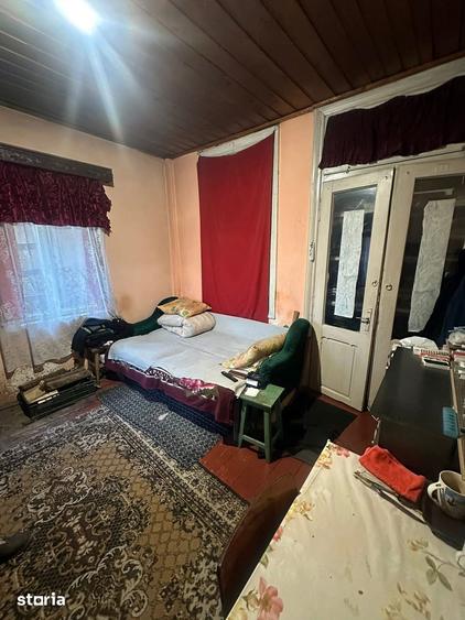 Casă cu 4 camere cu Teren 410 Mp în Central
