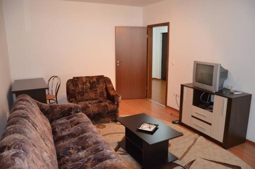 Aradului- Banu Construct 2 camere 400 euro - 2