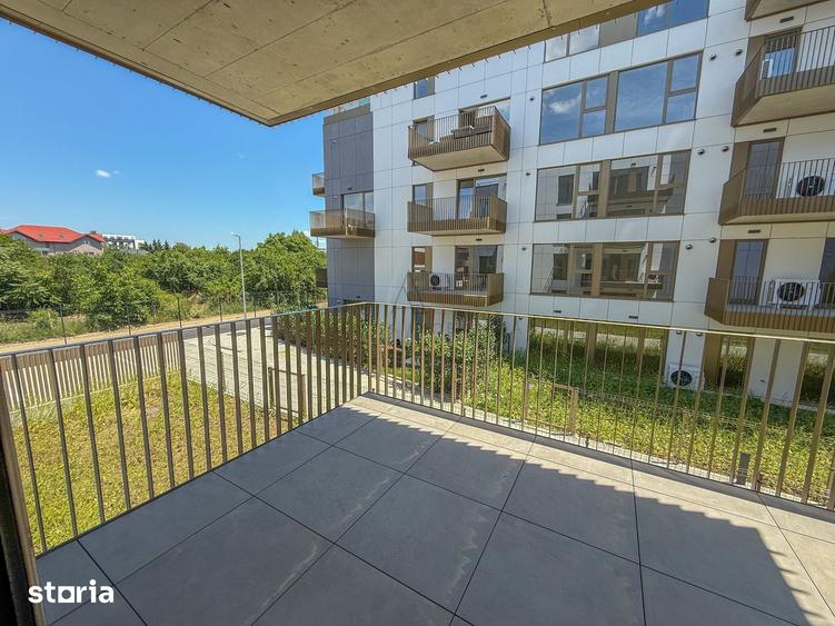 Apartament cu 3 camere semidecomandat în Băneasa