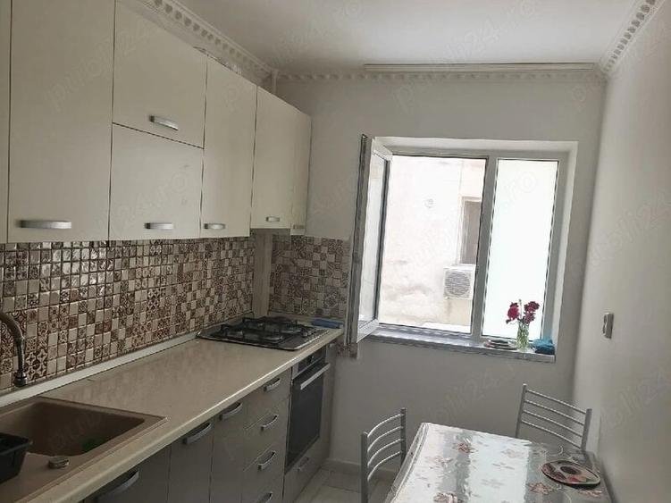 Apartament cu 3 camere decomandat în Pantelimon