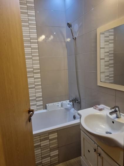 Apartament cu 2 camere decomandat în UTA
