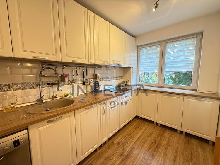 Apartament cu 3 camere semidecomandat, mobilat în Gheorgheni