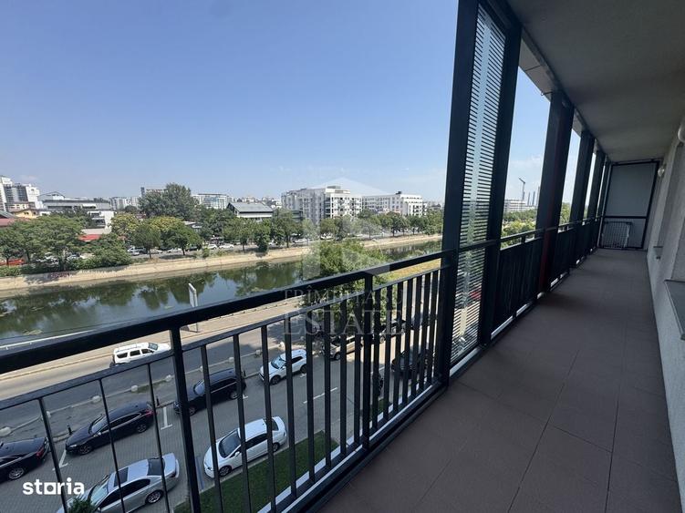 Apartament cu 3 camere în Splaiul Unirii