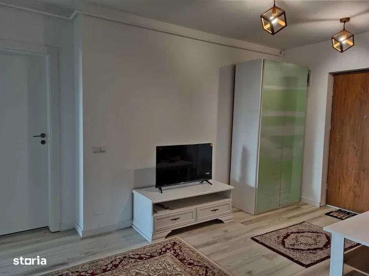 Apartament cu 3 camere în Zorilor