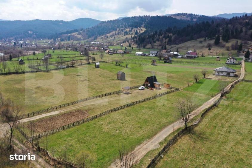Casă cu 4 camere cu Teren 2000 Mp în Vama
