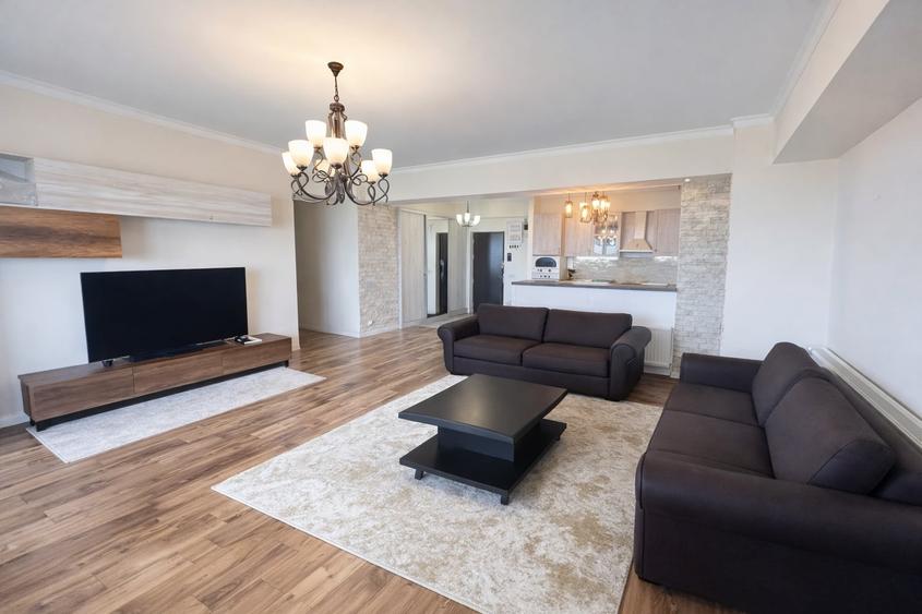 Apartament cu 3 camere, mobilat în Pipera