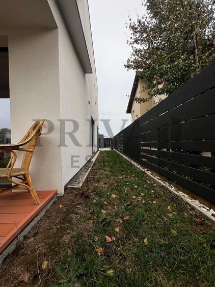 Duplex cu 4 camere cu Canalizare în Giroc