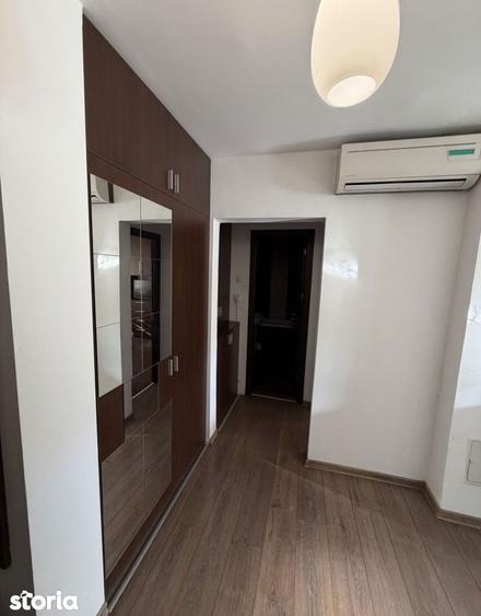 Apartament cu 2 camere decomandat în Calea București