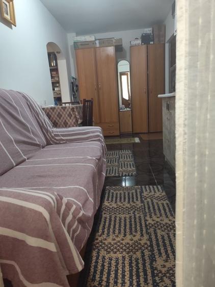 Apartament cu 2 camere decomandat în Exterior Vest
