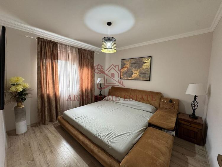 Duplex cu 5 camere cu Canalizare în Bogdăneștilor