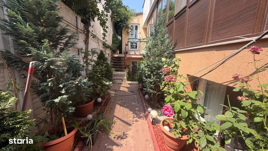 Apartament cu 3 camere în Bucureștii Noi