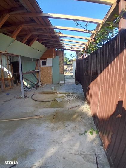 Casă cu 3 camere cu Teren 700 Mp în Deal