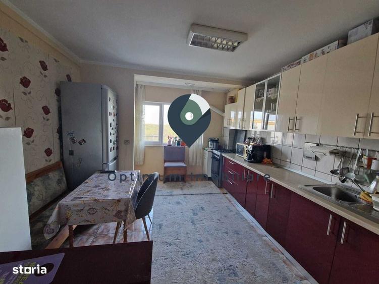 Apartament cu 2 camere decomandat în Între Lacuri