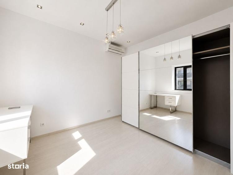 Apartament cu 3 camere în Iancu Nicolae
