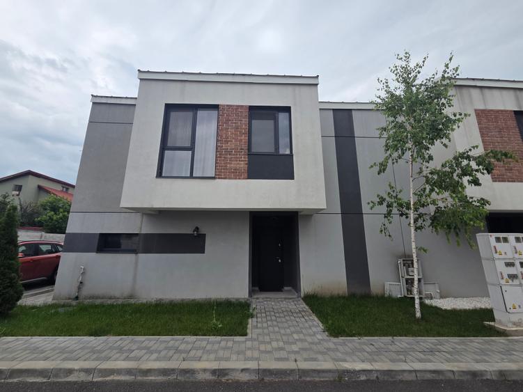 Duplex cu 4 camere cu Canalizare în Bragadiru