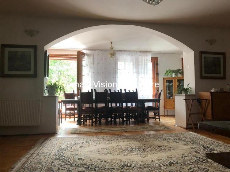 Casă individuală cu 10 camere cu Canalizare în Zamora
