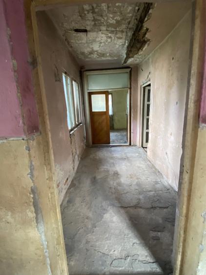 Casă cu 2 camere în Central