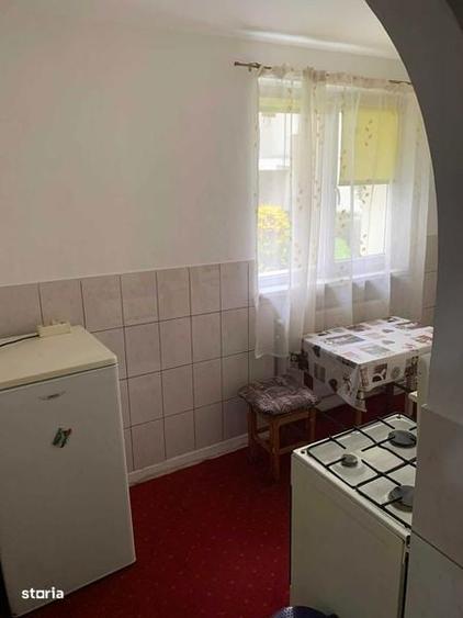 Inchiriez Apartament cu 1 camera in zona blocurilor RomGaz 40mp - 2