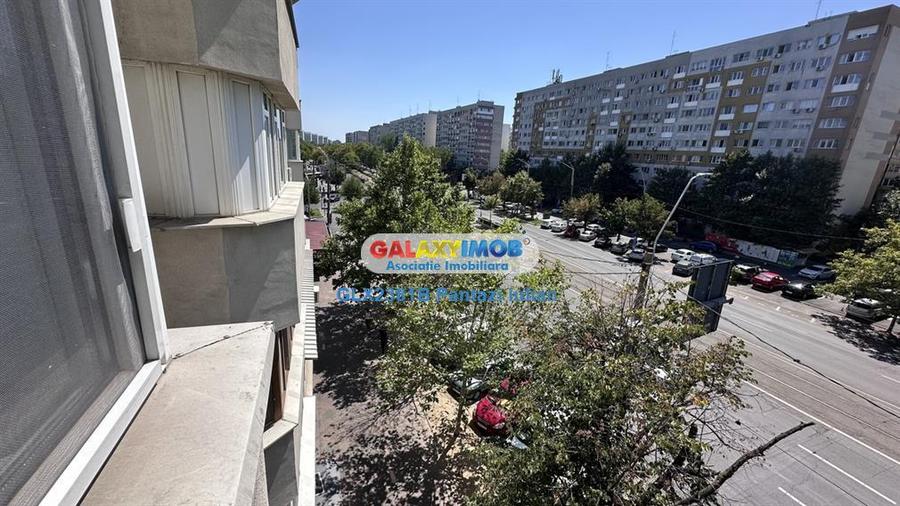 Apartament cu 3 camere decomandat, mobilat în Dristor