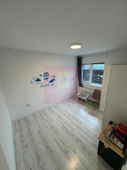 Casă cu 3 camere cu Teren 380 Mp în Săbăreni
