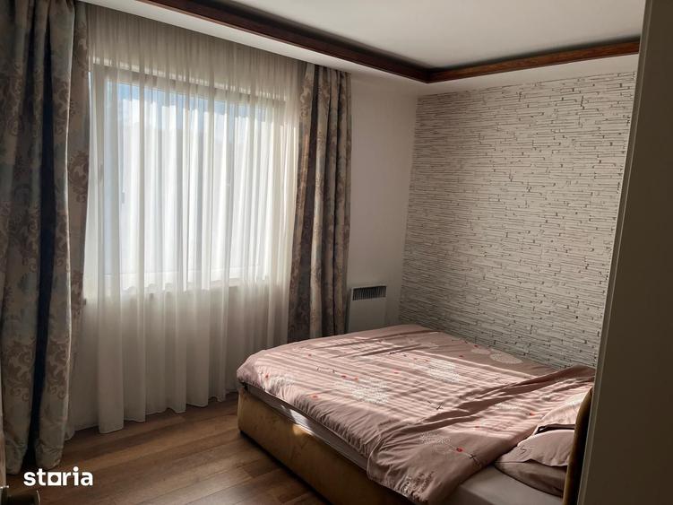Casă cu 4 camere cu Teren 3000 Mp în Crihan