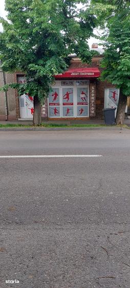 Spațiu comercial, de 140 mp, în Central