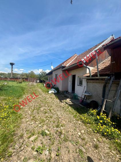 Casă individuală cu 2 camere cu Teren 1545 Mp în Lemnia