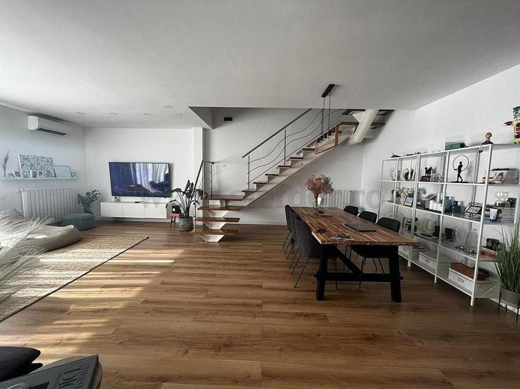 Casă individuală cu 6 camere cu Piscina în Pipera