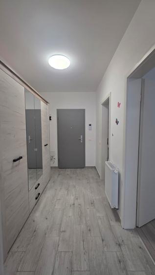 Garsonieră decomandată în Avantgarden