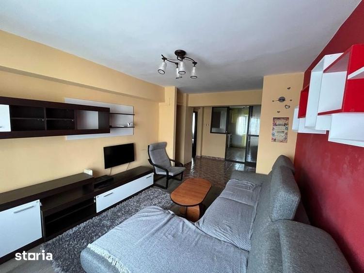 Apartament cu 3 camere decomandat în Mihai Bravu