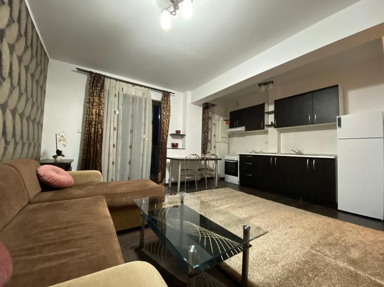 Apartament cu 2 camere semidecomandat în Nord-Est