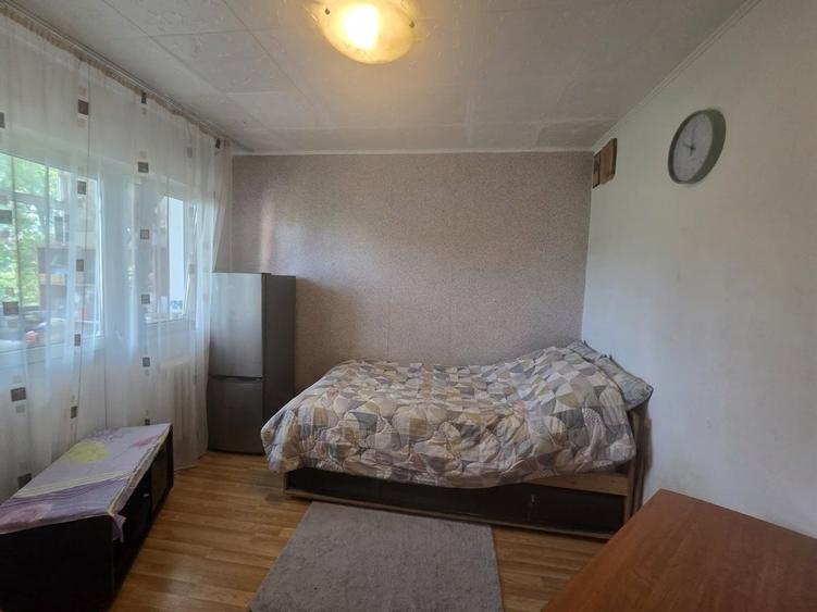 Apartament 3 camere, Decomandat, Piata Alexandru cel Bun - 6