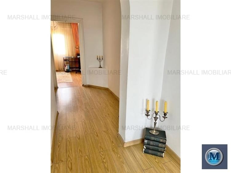 Apartament cu 3 camere decomandat, mobilat în Republicii