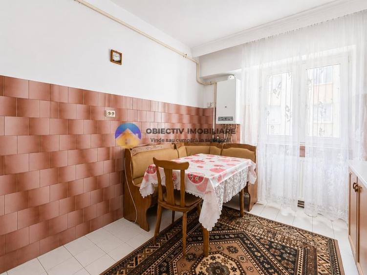 Apartament 3 camere ETAJ 2 ,79 mp ,constructie 1990 - 12