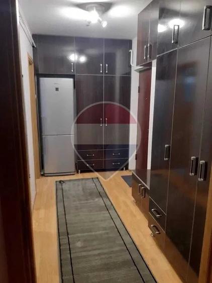Apartament cu 2 camere semidecomandat în Canta